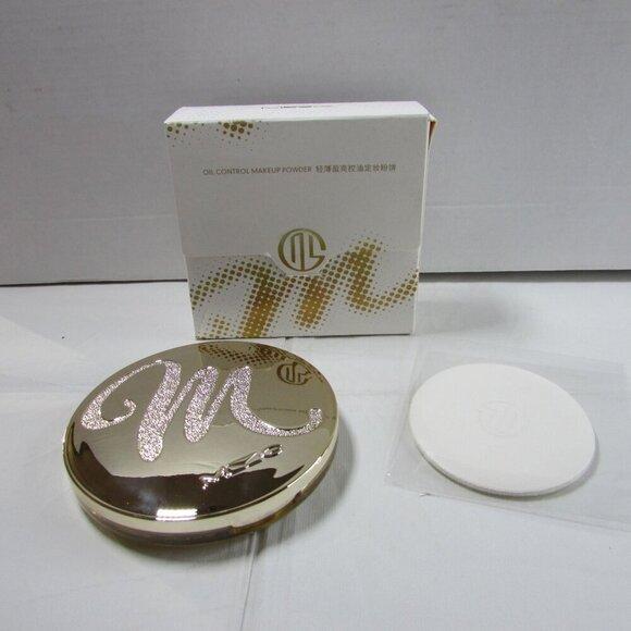 MYG Oil Control Makeup Powder EXP: 03/2026 - Picture 1 of 4